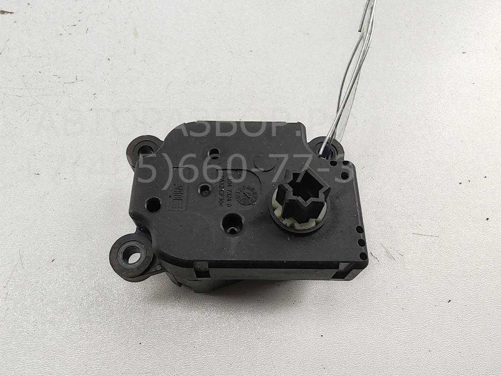 Моторчик заслонки печки