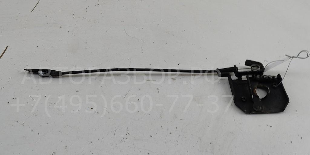 Замок капота