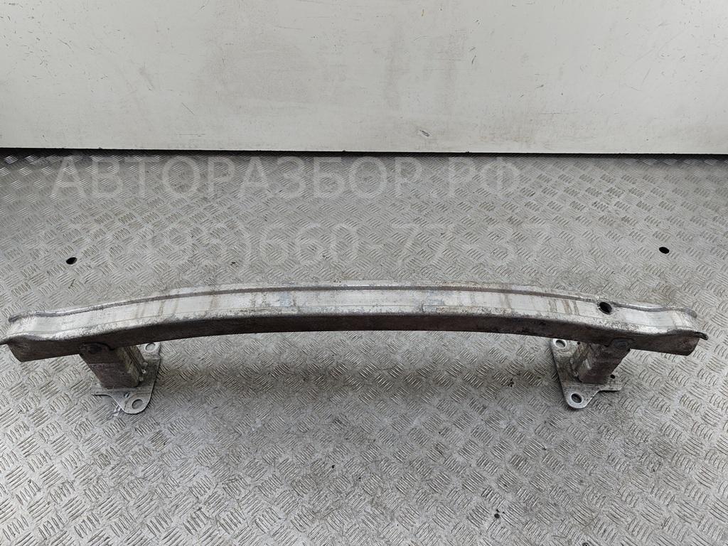 Усилитель переднего бампера