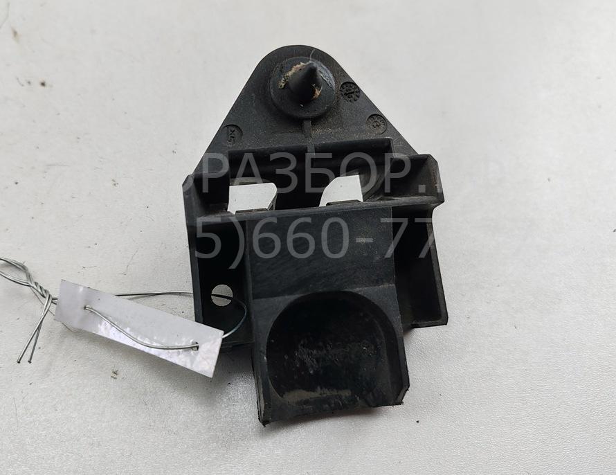 Кронштейн радиатора