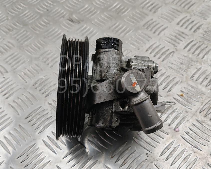 Насос ГУР (гидроусилитель руля)