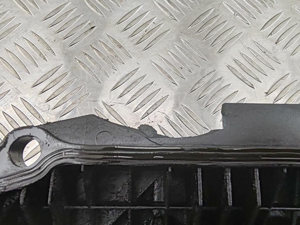 Крышка клапанная ГБЦ