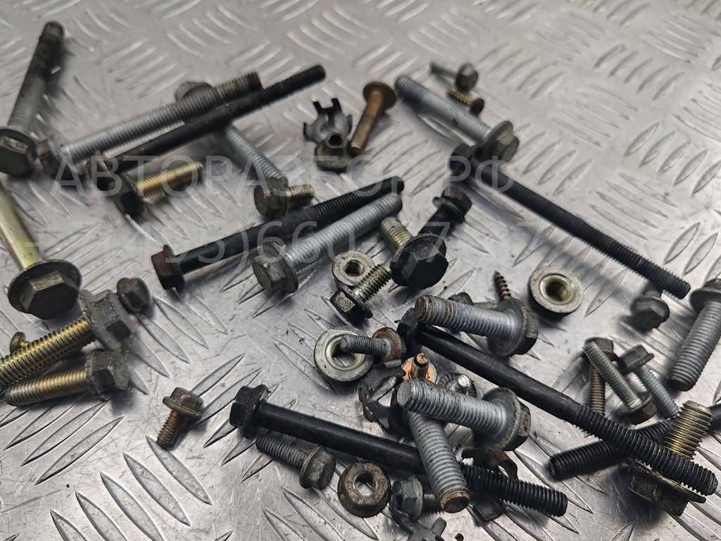 Болт коленвала