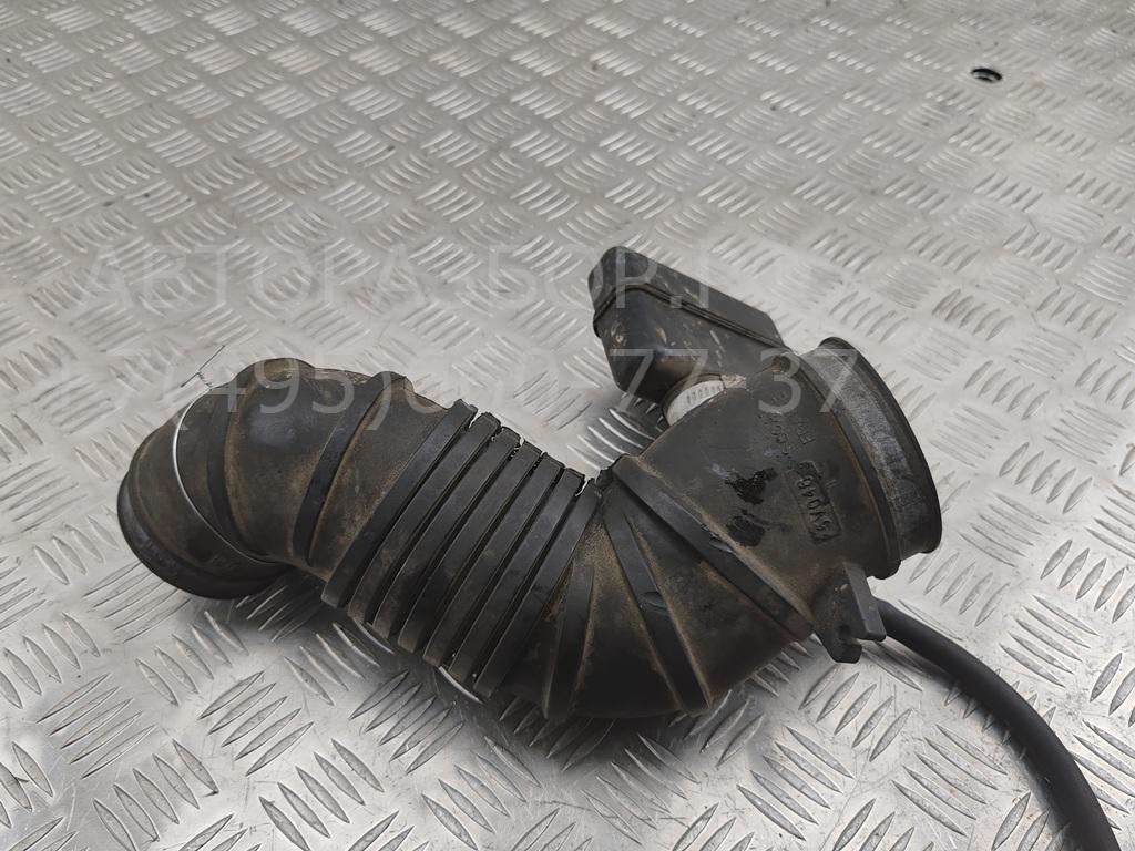 Трубка топливная