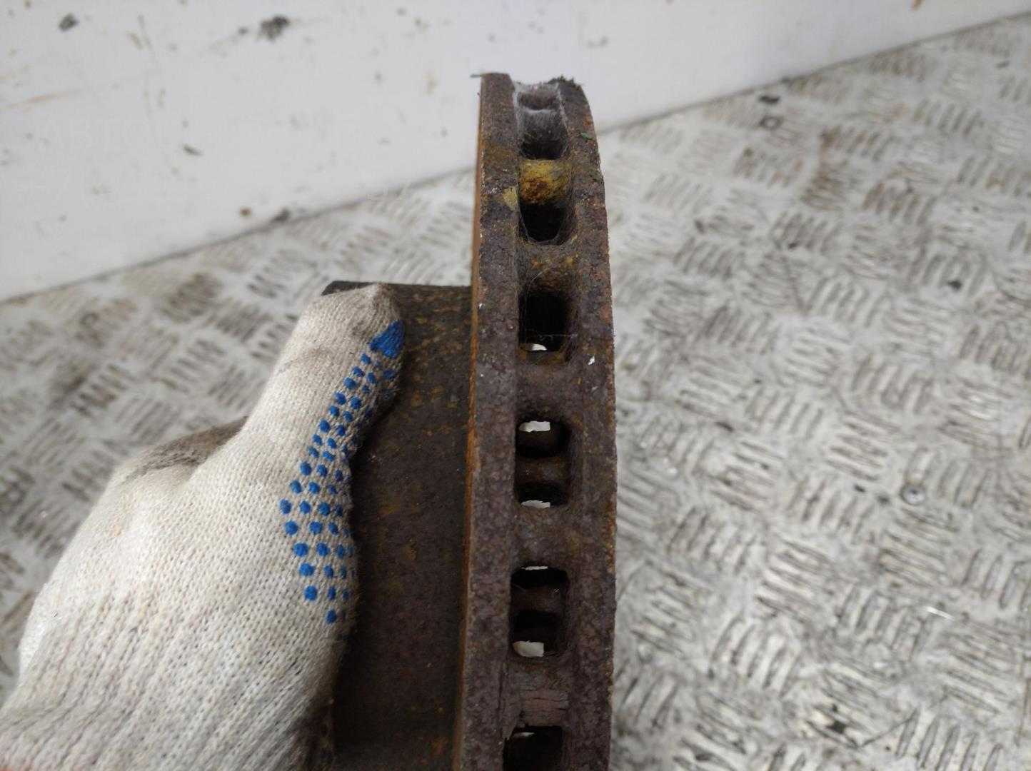 Диск тормозной передний вентилируемый