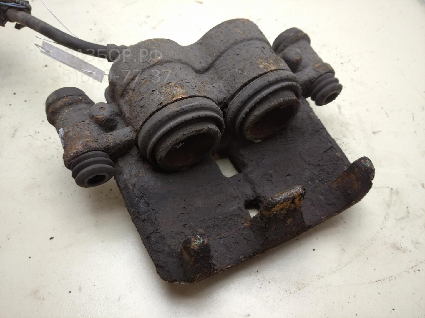 Суппорт передний правый