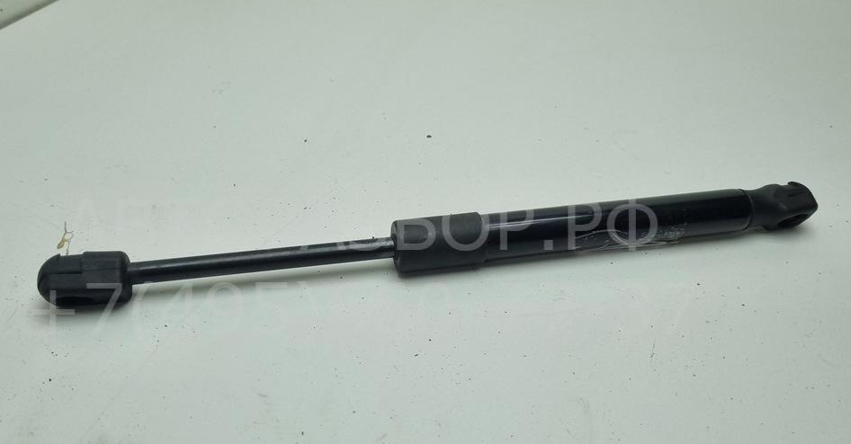 Амортизатор крышки багажника