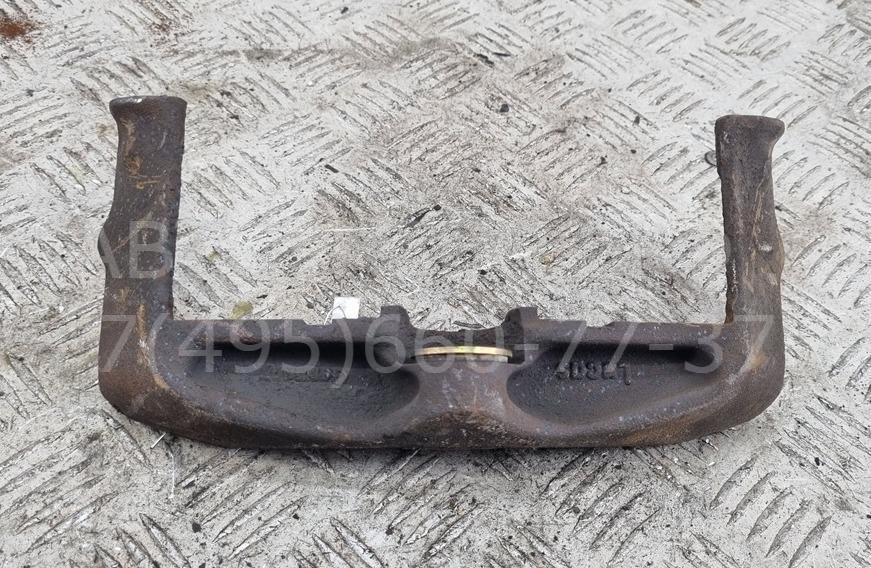 Скоба суппорта переднего