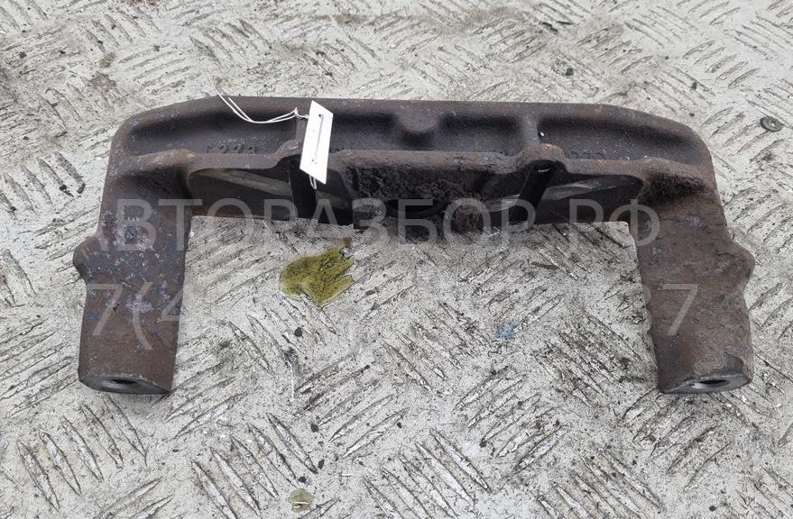 Скоба суппорта переднего