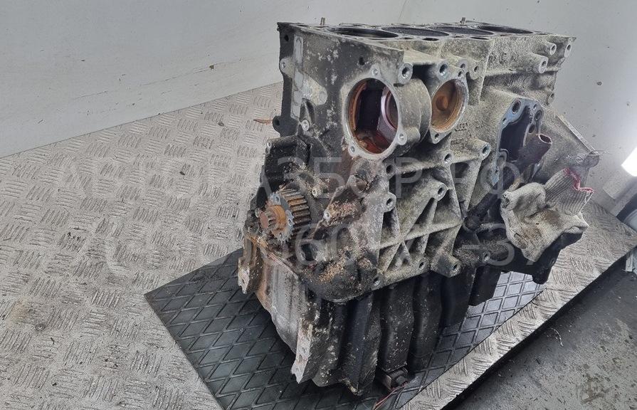 Блок двигателя