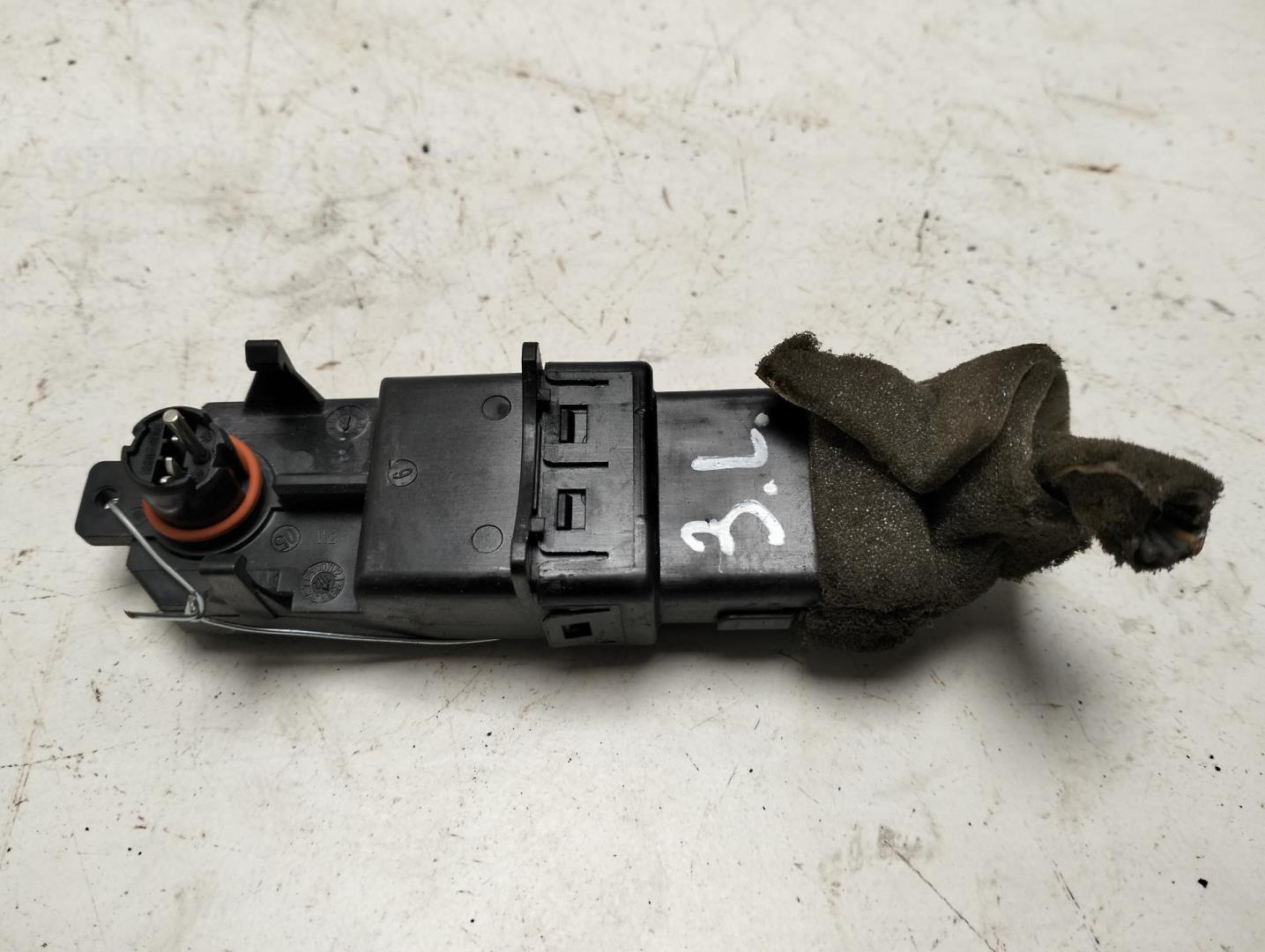 Блок управления стеклоподъемниками