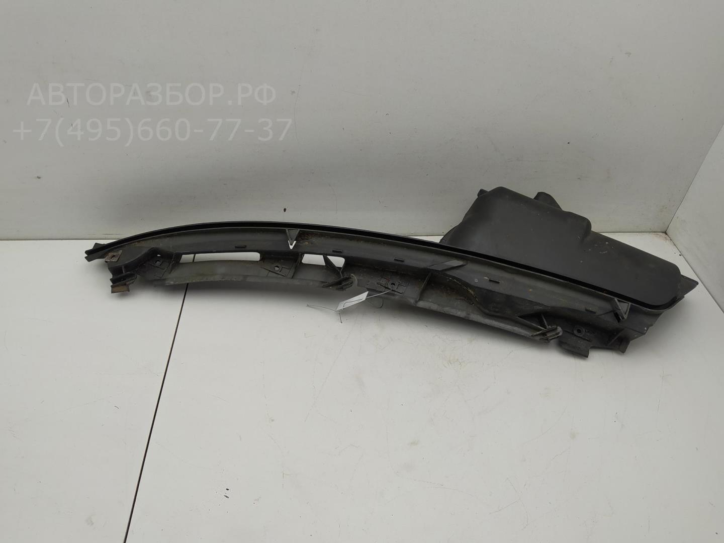 Решетка стеклоочистителей (Жабо)