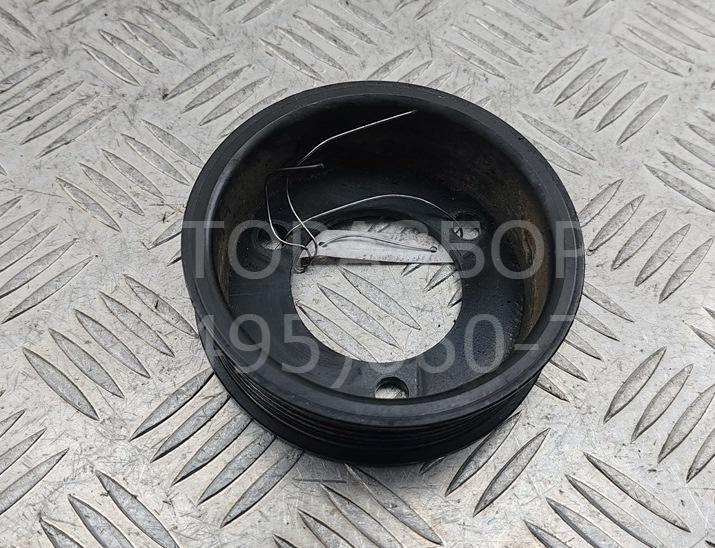 Шкив водяного насоса (помпы)