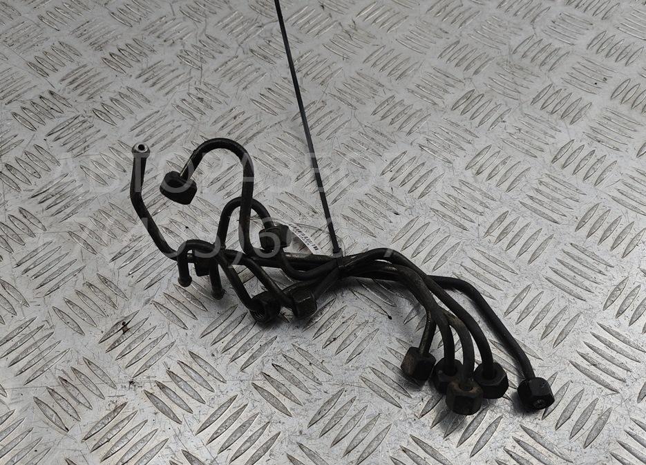 Трубка топливная