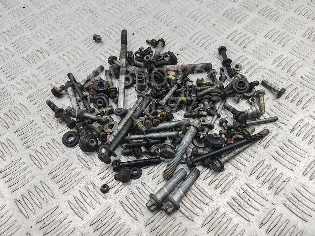 Болт коленвала