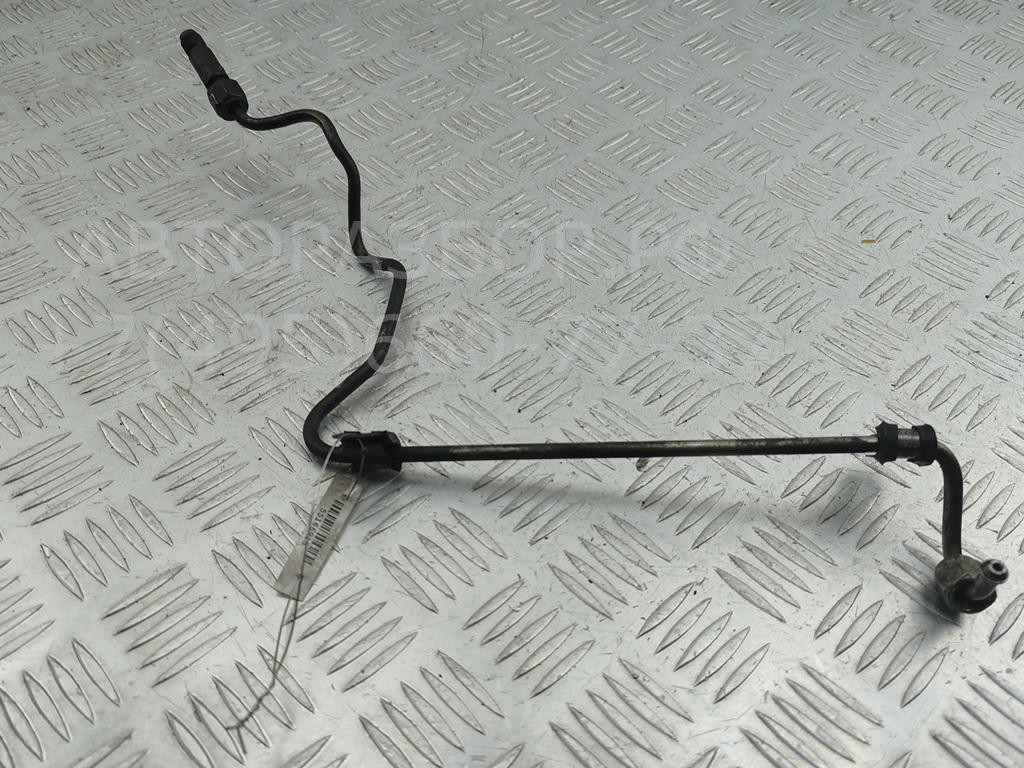 Трубка топливная