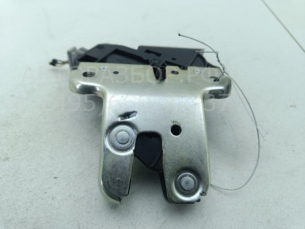 Замок багажника