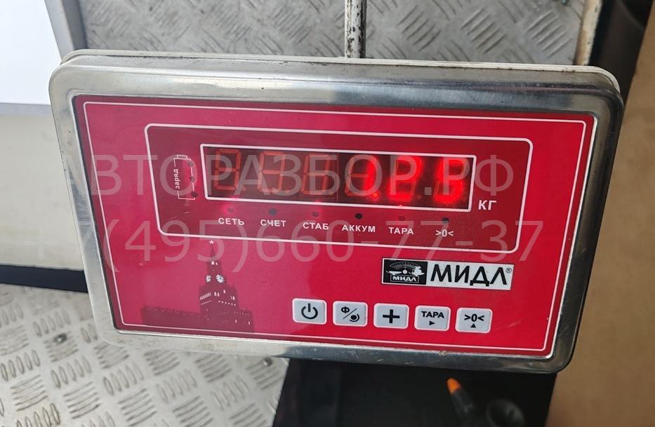 Обшивка крышки багажника