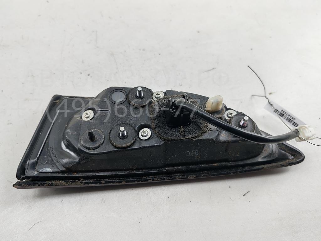 Фонарь задний внутренний левый