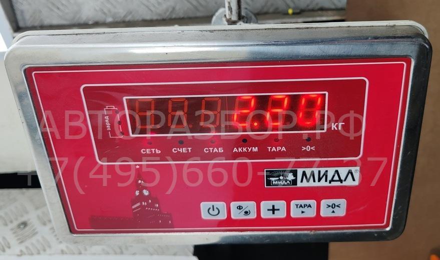 Обшивка двери передней левой