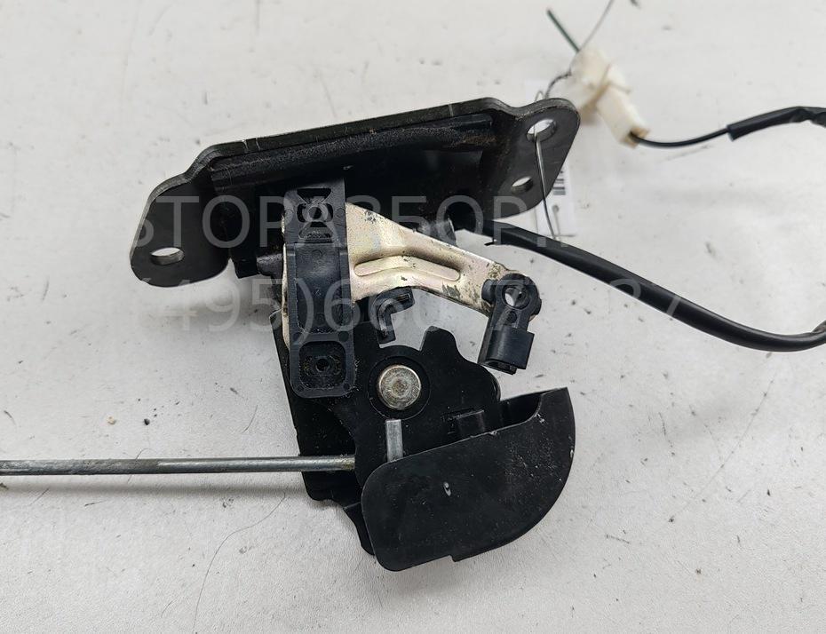 Замок багажника