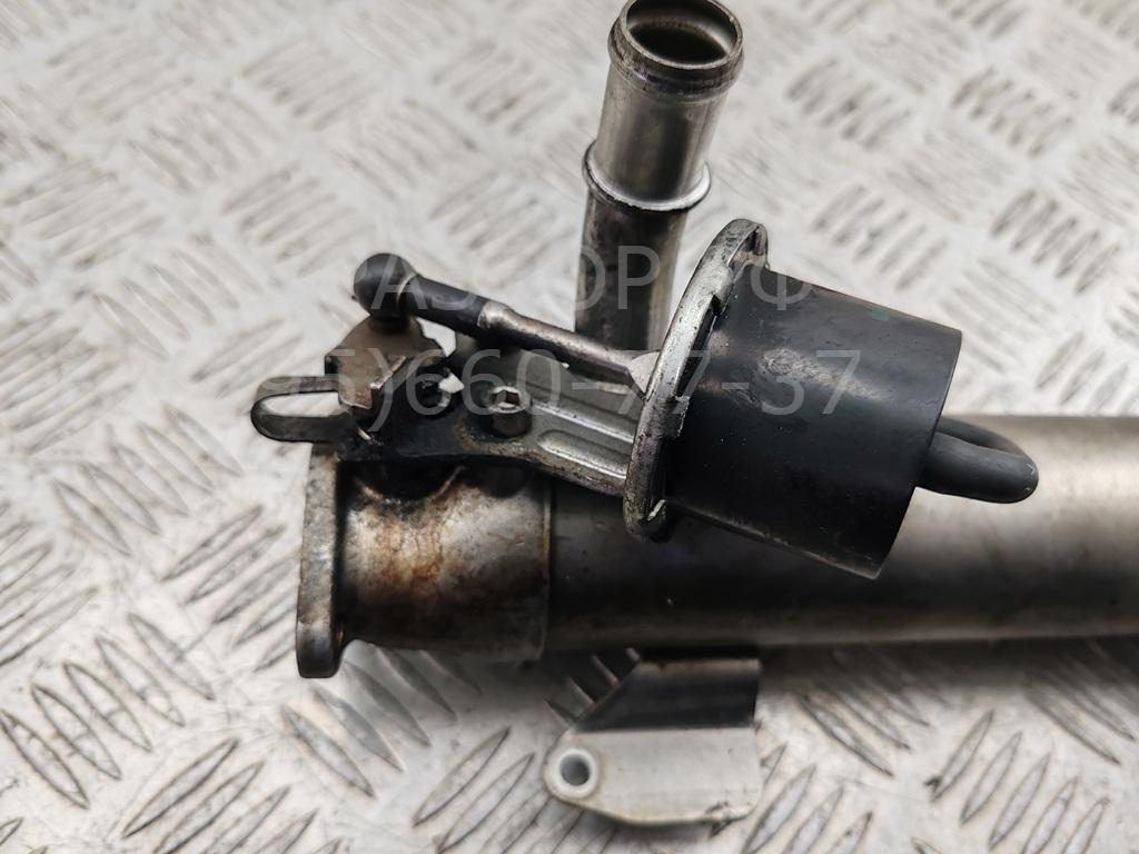 Тройник вентиляции картерных газов