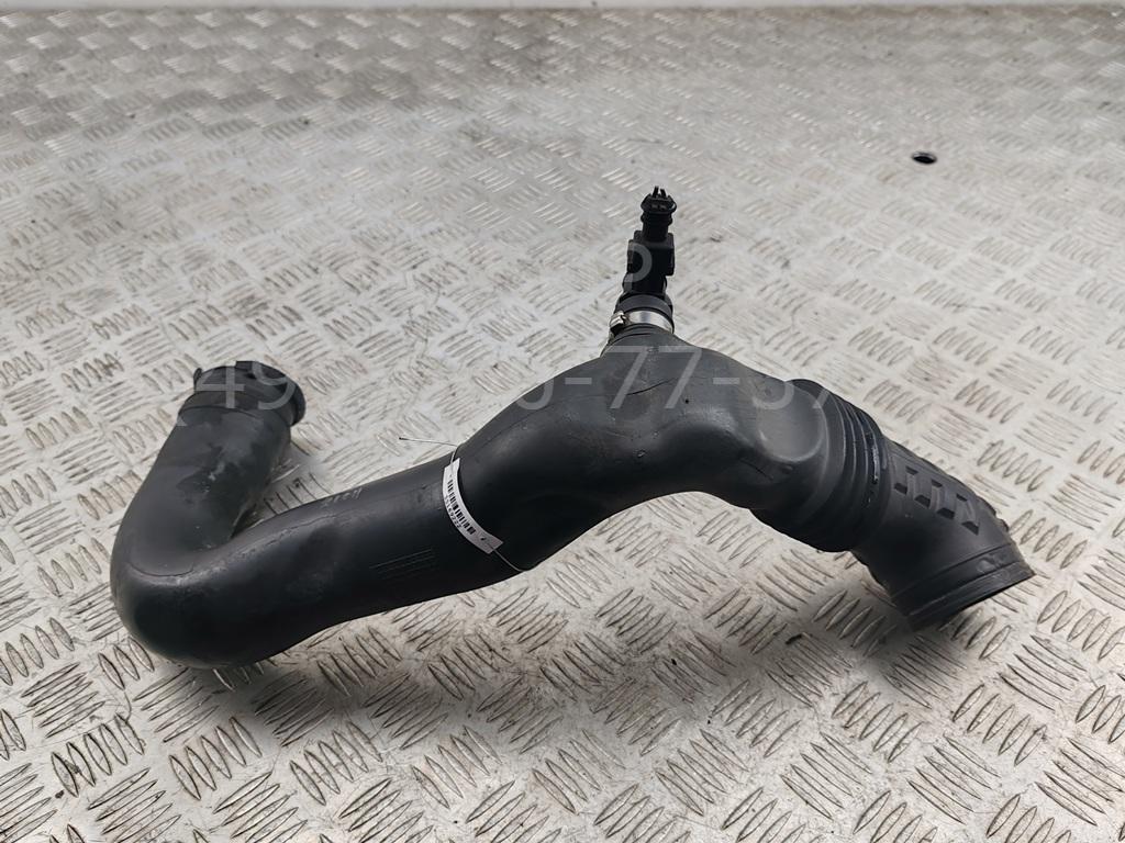 Патрубок интеркулера