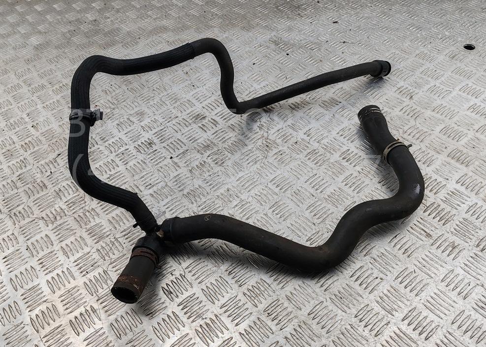 Патрубок радиатора