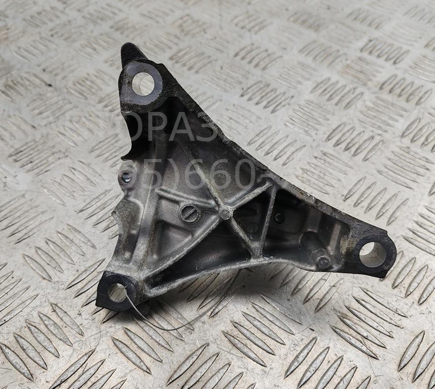 Кронштейн (сопут. товар)