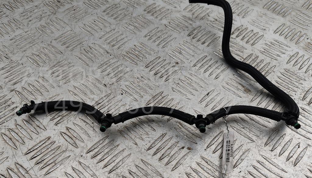 Трубка топливная