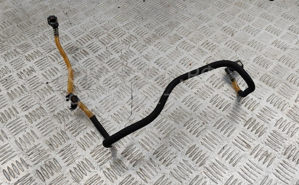 Трубка топливная