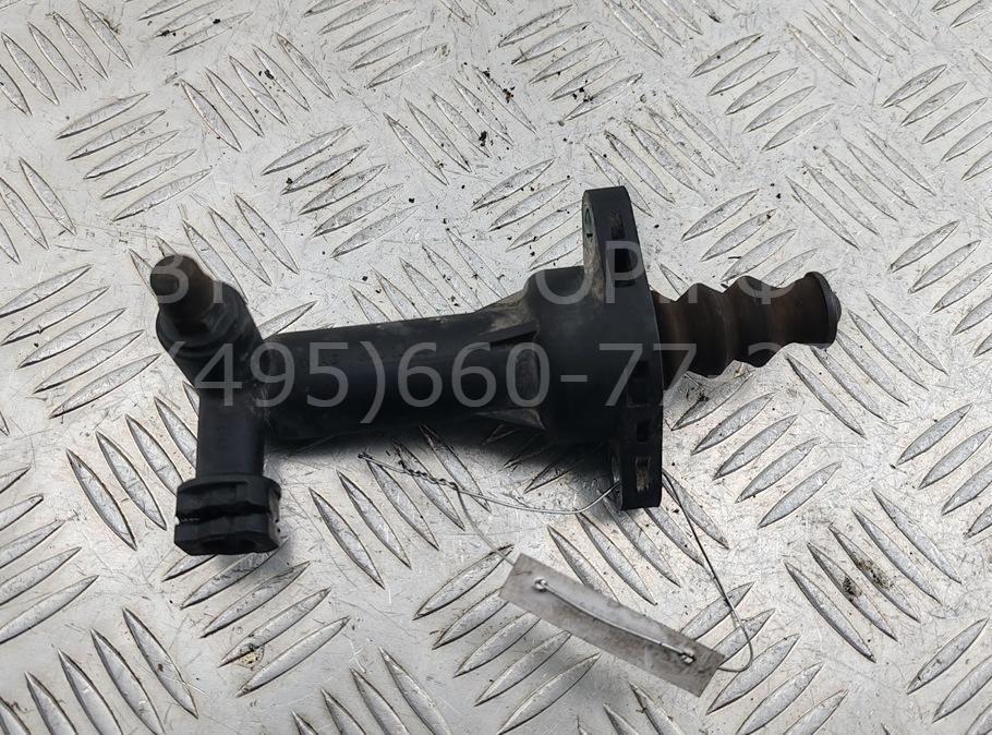 Цилиндр сцепления рабочий