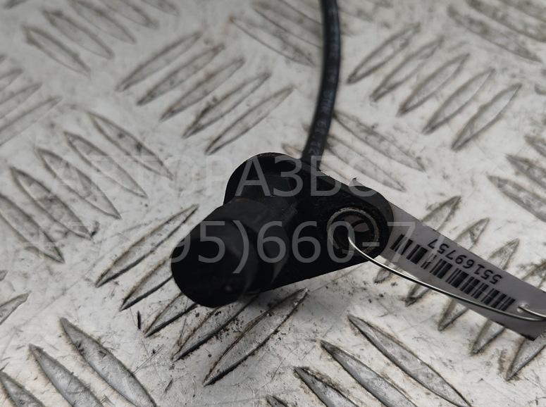 Датчик ABS передний