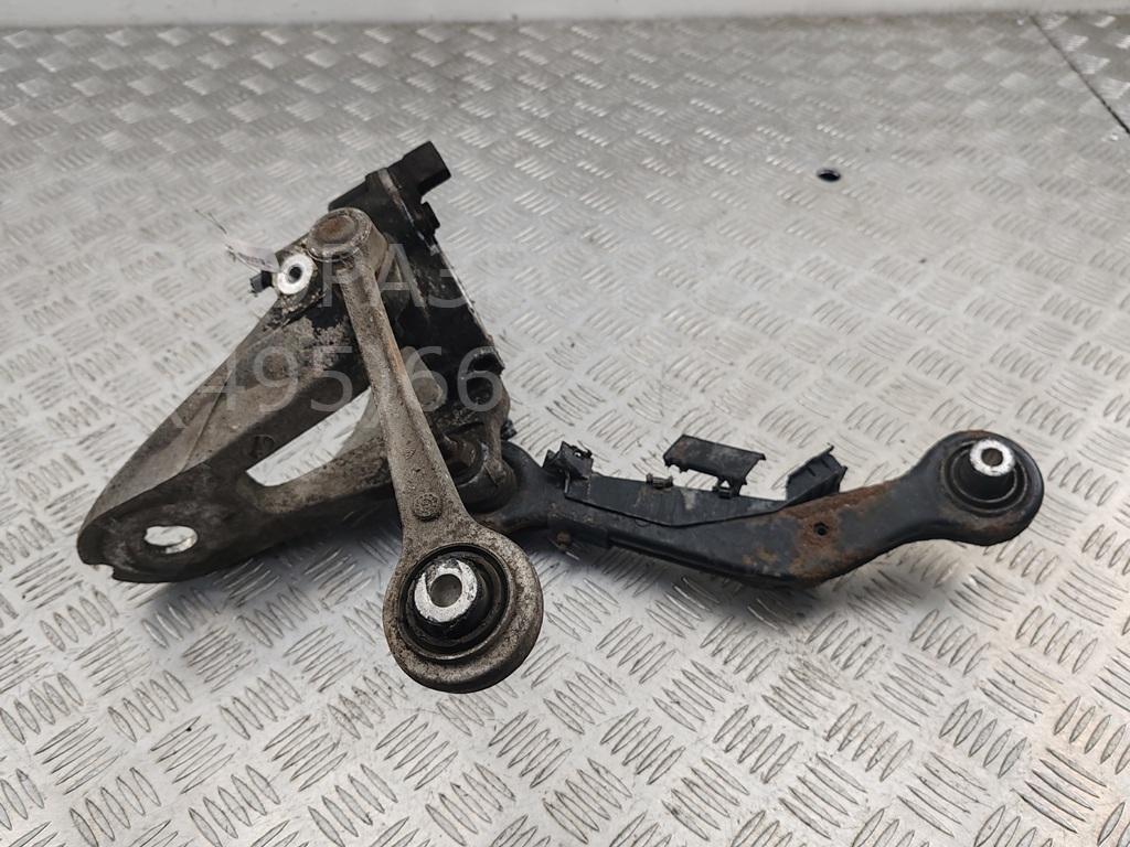 Кулак поворотный задний правый