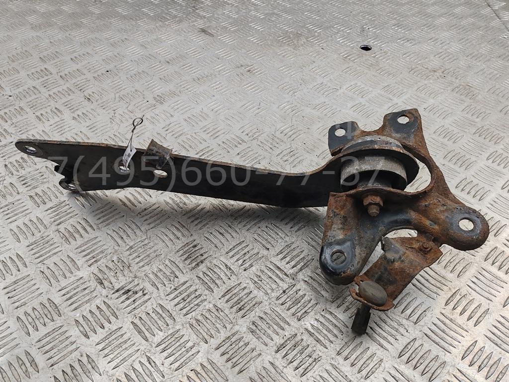 Рычаг задний левый