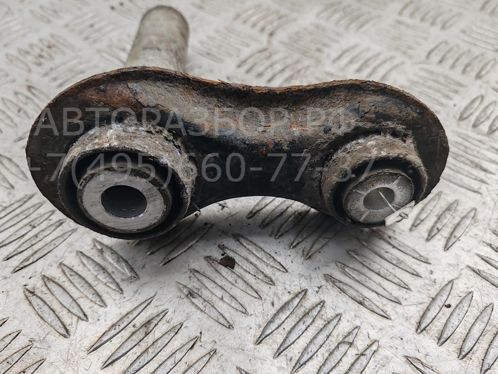 Рычаг задний правый