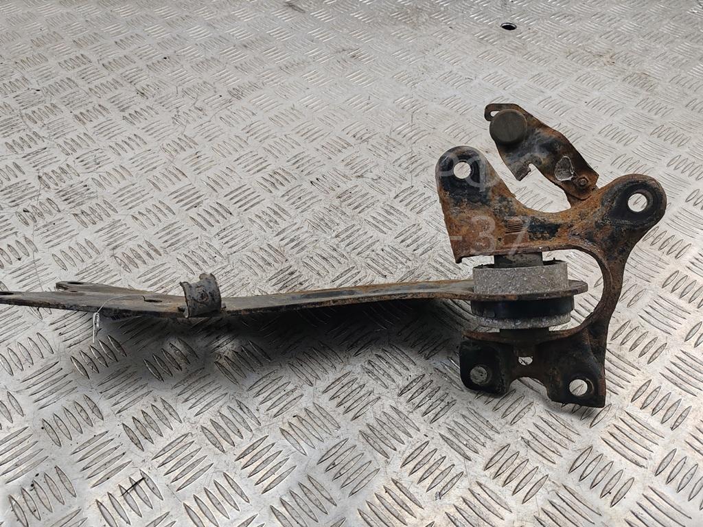 Рычаг задний правый