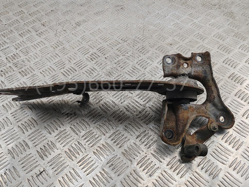 Рычаг задний правый