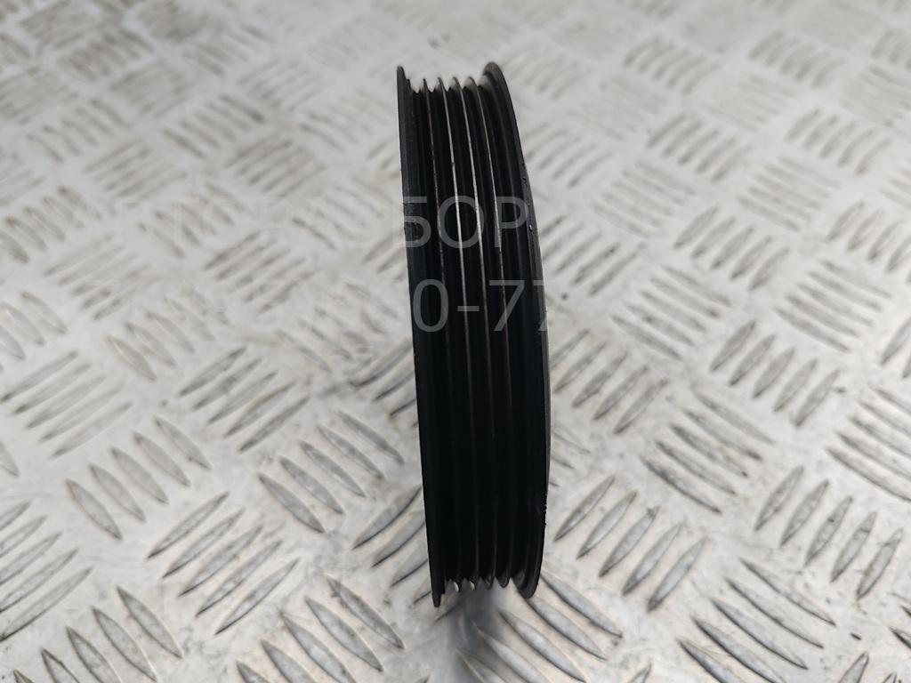 Шкив водяного насоса (помпы)