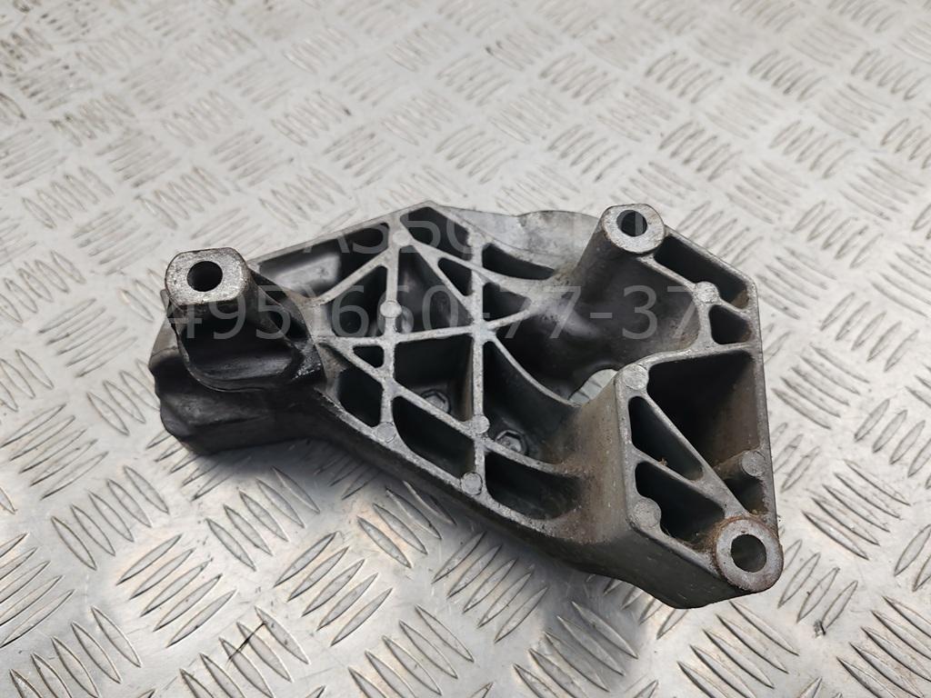 Опора двигателя