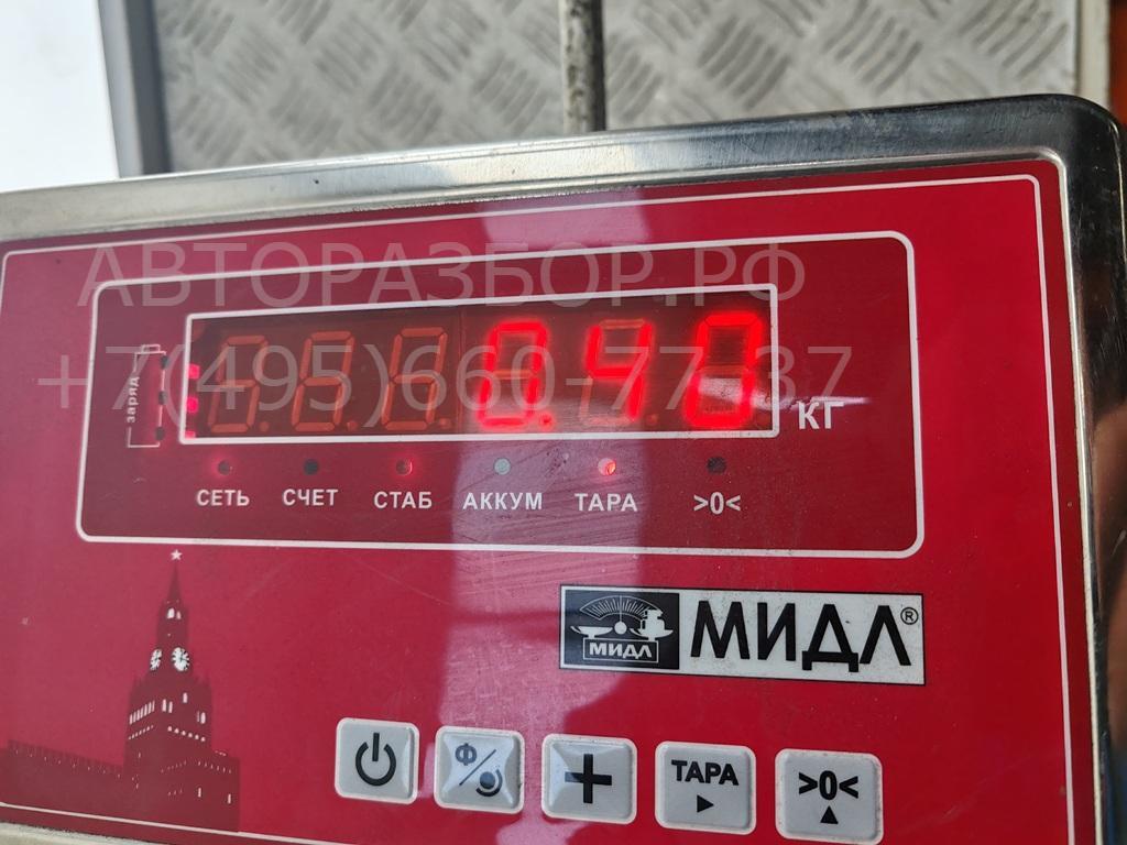 Петля крышки багажника