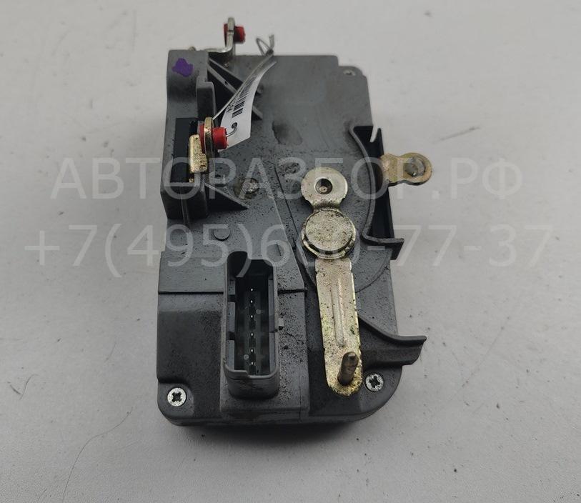 Замок двери передней правой