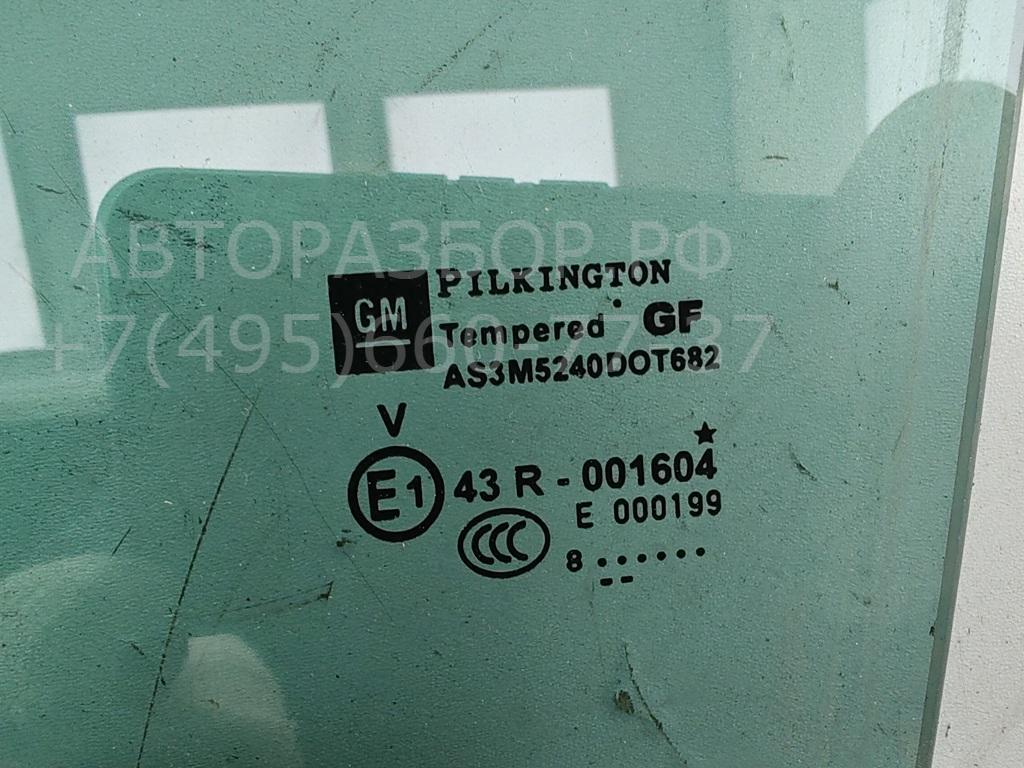 Стекло двери задней левой