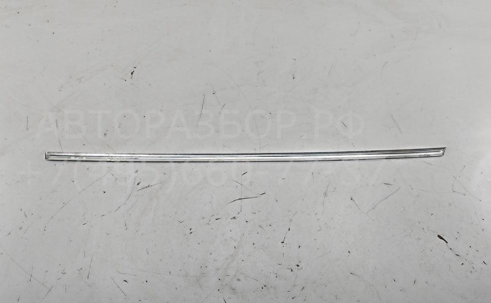 Накладка стекла заднего левого