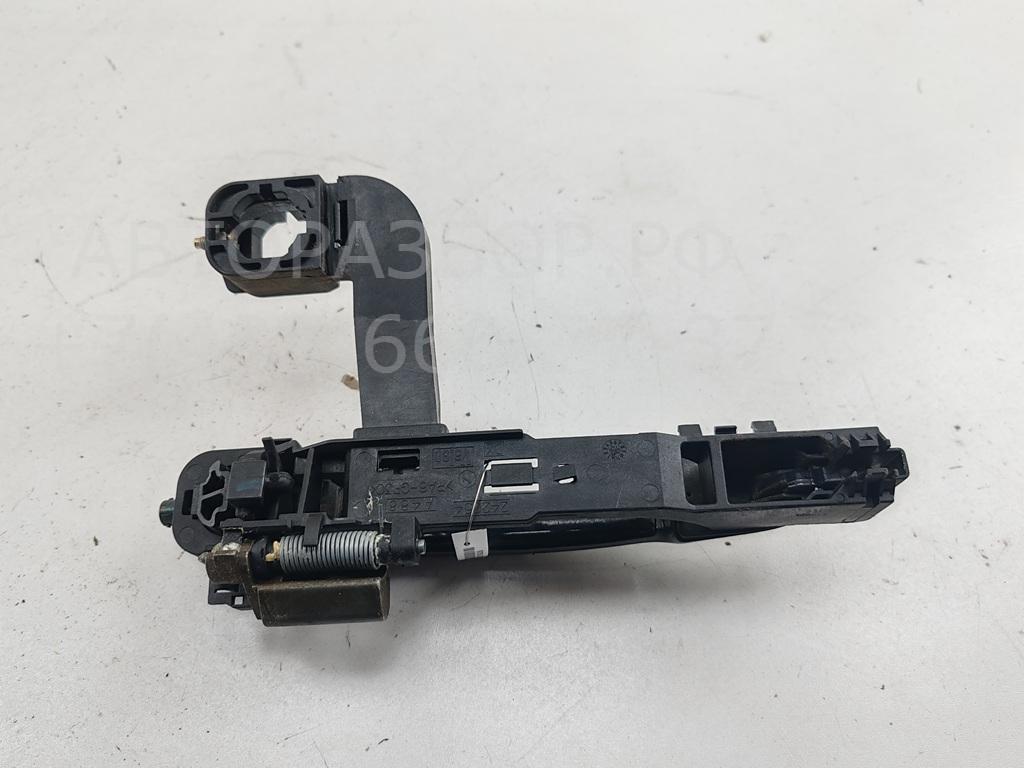 Ручка двери передней наружная правая