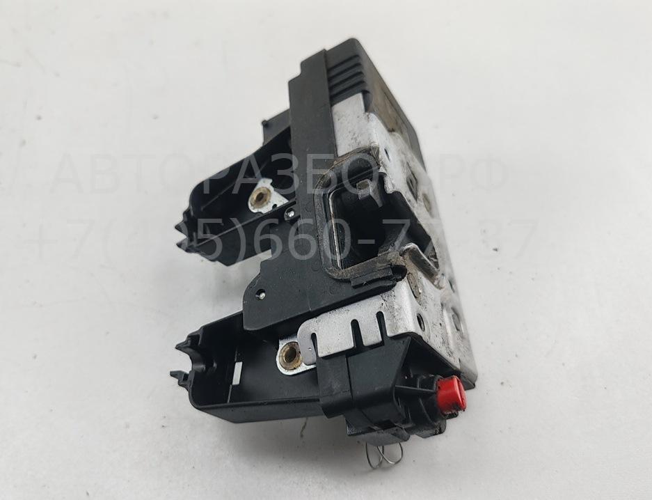 Замок двери задней правой