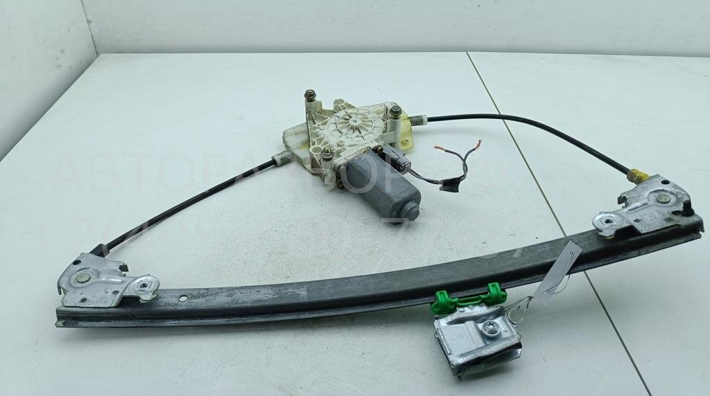 Стеклоподъемник электр. задний правый