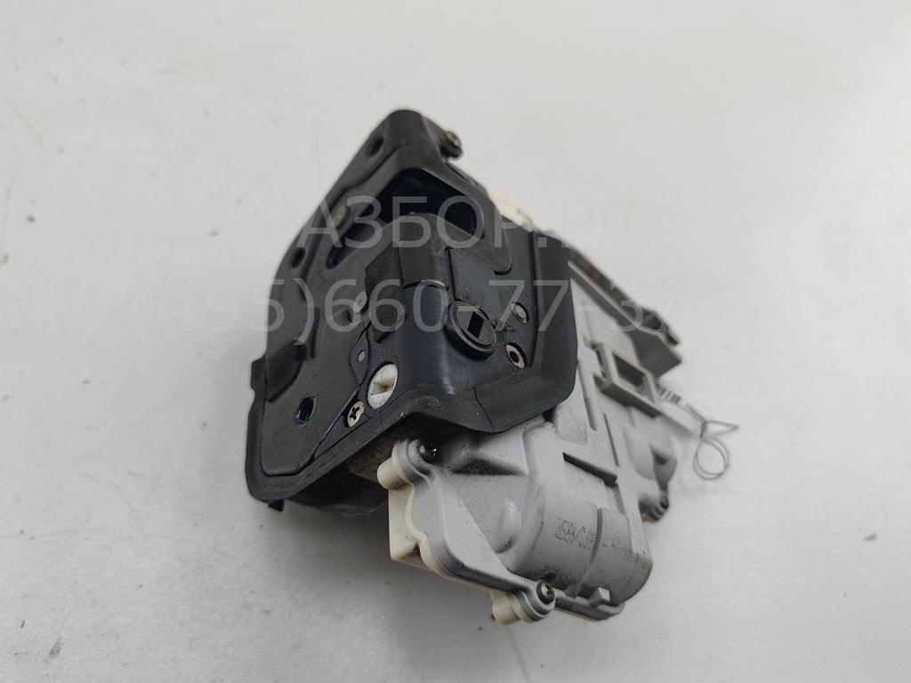 Замок двери задней правой