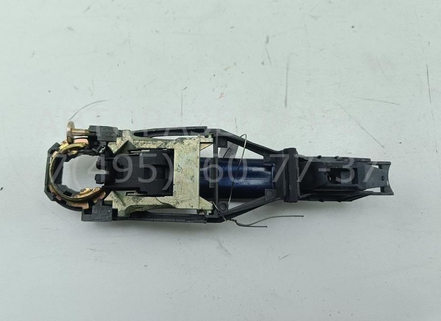 Ручка двери передней наружная правая