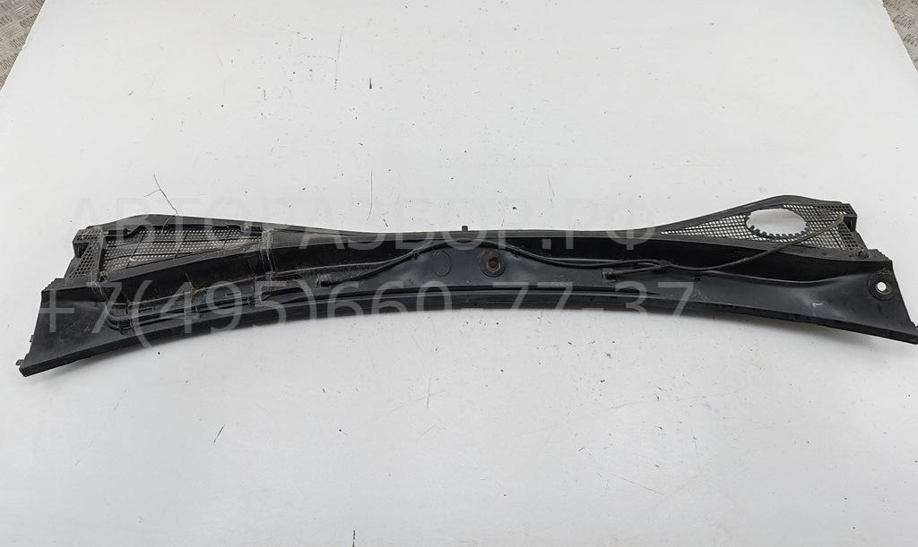 Решетка стеклоочистителей (Жабо)